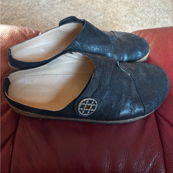 Haflinger 40 Black Lightly Worn - Picture 4 of 7